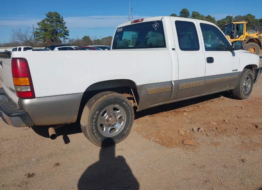 Photo 4 of 2002 Chevrolet Silverado 1500 LS (VIN 2GCEC19V821140659)