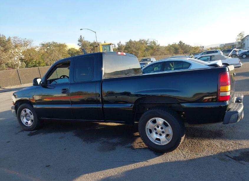 Photo 15 of 2002 Chevrolet Silverado 1500 LS (VIN 2GCEC19V821419349)