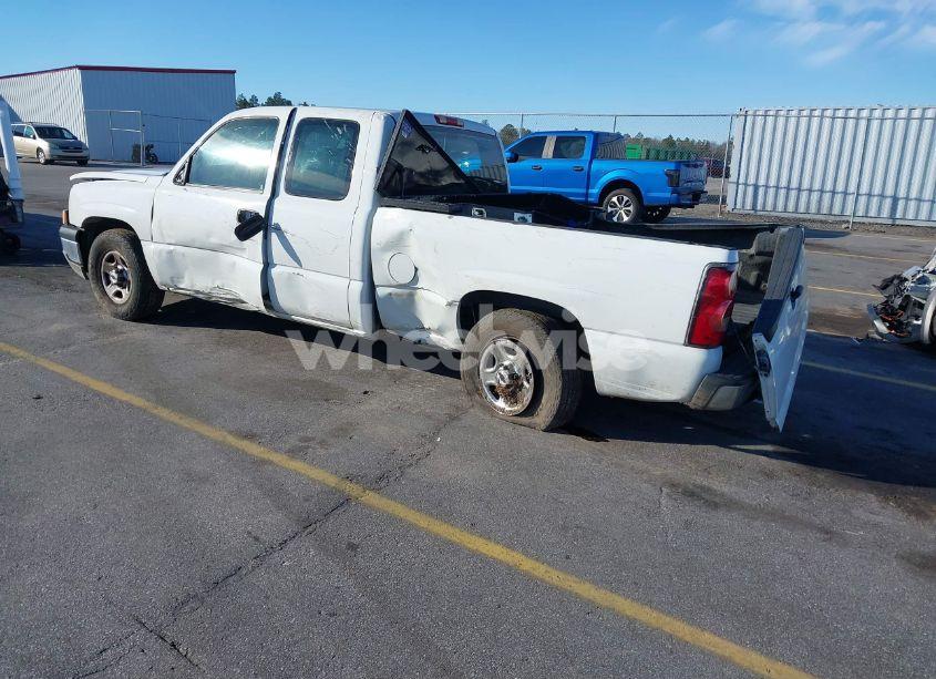 Photo 3 of 2004 Chevrolet Silverado 1500 LS (VIN 2GCEC19V841101475)