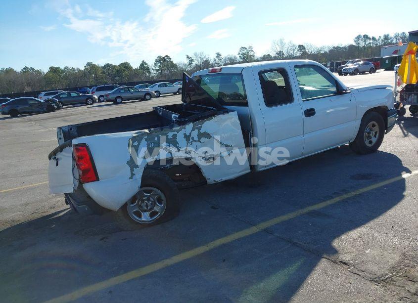 Photo 4 of 2004 Chevrolet Silverado 1500 LS (VIN 2GCEC19V841101475)