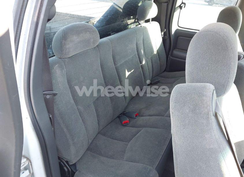 Photo 8 of 2004 Chevrolet Silverado 1500 LS (VIN 2GCEC19V841101475)