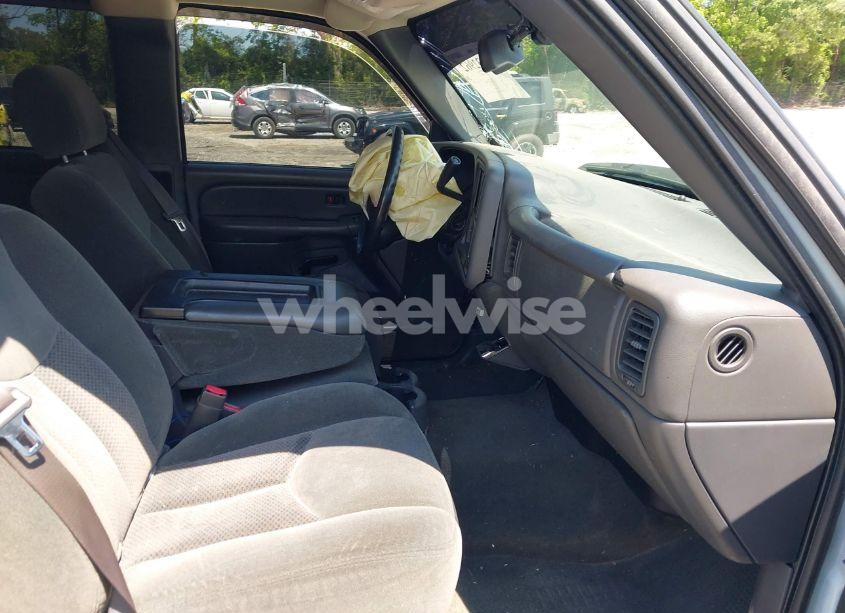 Photo 5 of 2004 Chevrolet Silverado 1500 LS (VIN 2GCEC19V841115473)