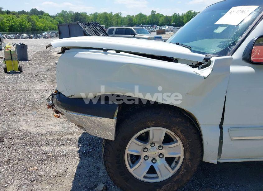 Photo 6 of 2004 Chevrolet Silverado 1500 LS (VIN 2GCEC19V841115473)