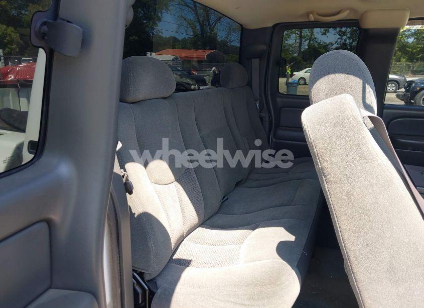 Photo 8 of 2004 Chevrolet Silverado 1500 LS (VIN 2GCEC19V841115473)