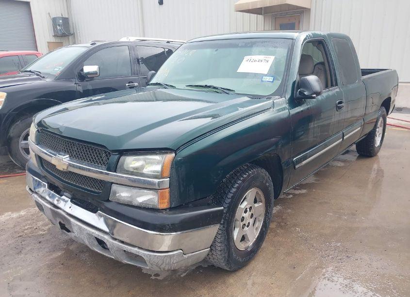 Photo 2 of 2005 Chevrolet Silverado 1500 LS (VIN 2GCEC19V851327923)