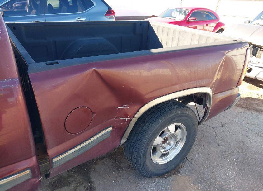 Photo 16 of 1999 Chevrolet Silverado 1500 LS (VIN 2GCEC19V8X1139647)