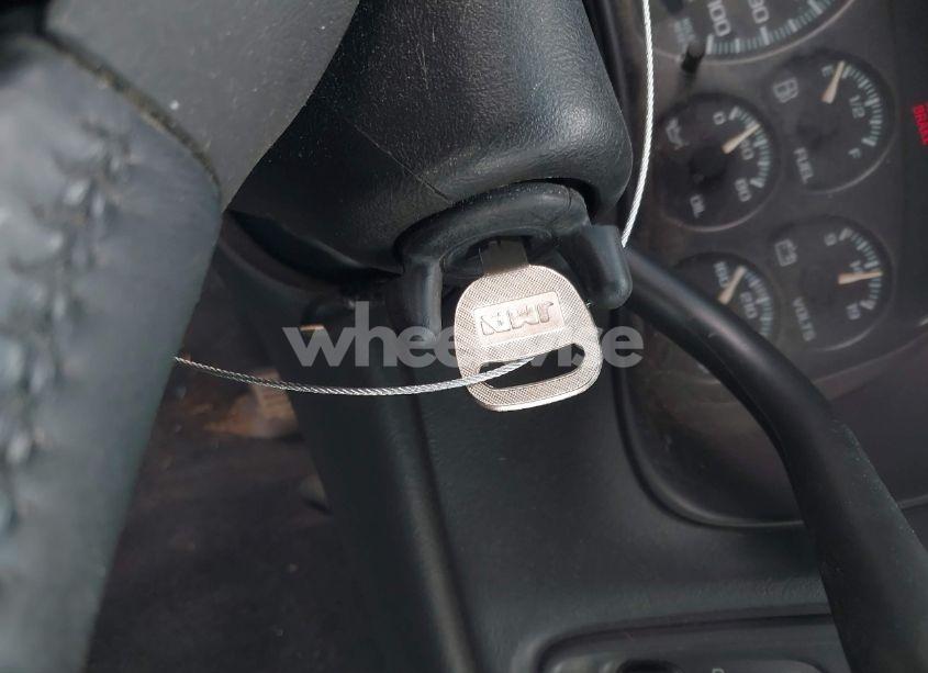 Photo 11 of 2001 Chevrolet Silverado 1500 LS (VIN 2GCEC19V911178531)