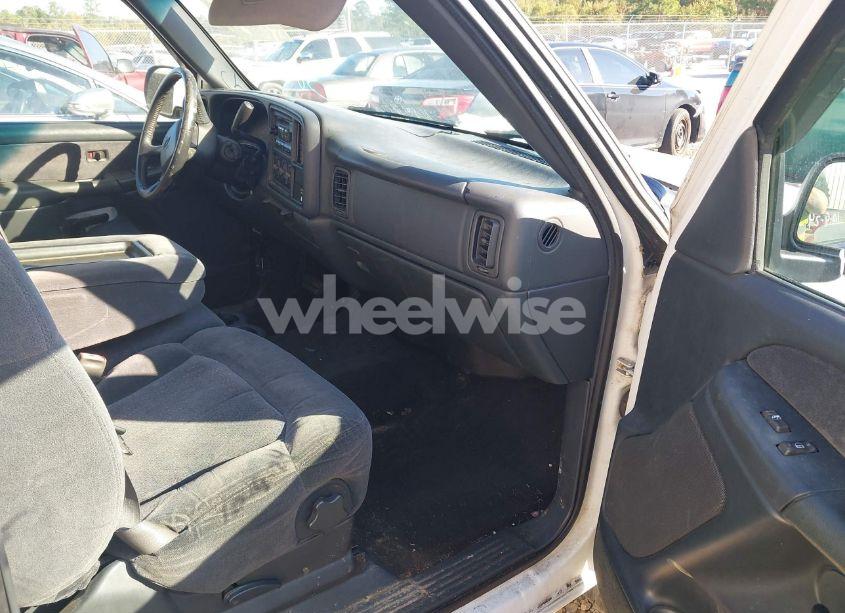 Photo 5 of 2001 Chevrolet Silverado 1500 LS (VIN 2GCEC19V911178531)