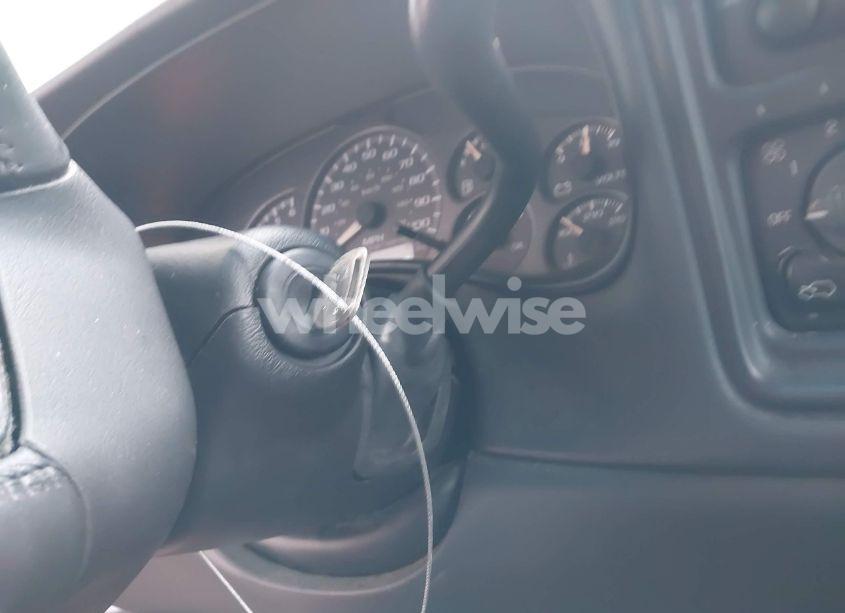 Photo 11 of 2002 Chevrolet Silverado 1500 LS (VIN 2GCEC19V921198716)