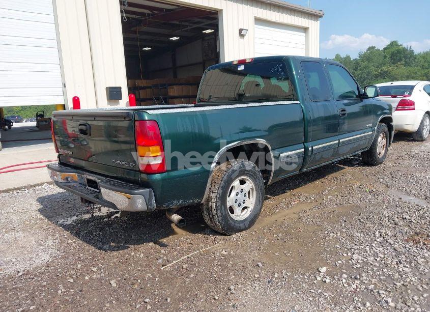 Photo 4 of 2002 Chevrolet Silverado 1500 LS (VIN 2GCEC19V921198716)