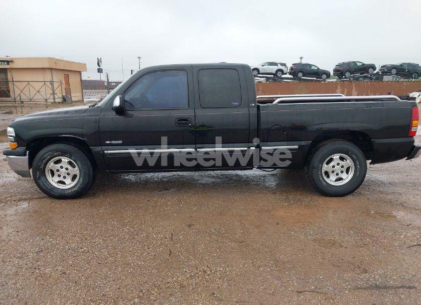 Photo 14 of 2002 Chevrolet Silverado 1500 LS (VIN 2GCEC19VX21150092)