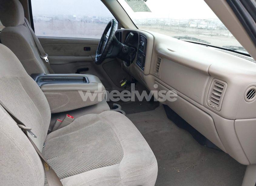 Photo 5 of 2002 Chevrolet Silverado 1500 LS (VIN 2GCEC19VX21150092)