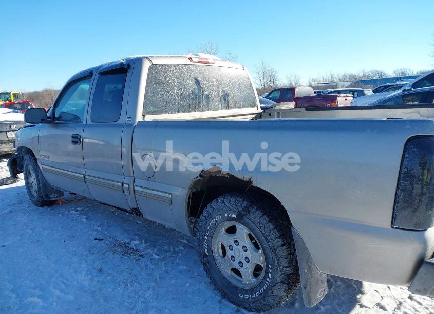 Photo 15 of 2002 Chevrolet Silverado 1500 LS (VIN 2GCEC19VX21196604)
