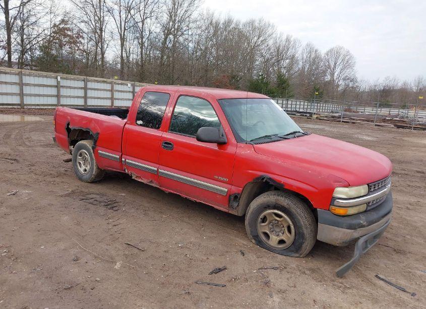 2002 Chevrolet Silverado 1500 (VIN 2GCEC19VX21329281) main photo