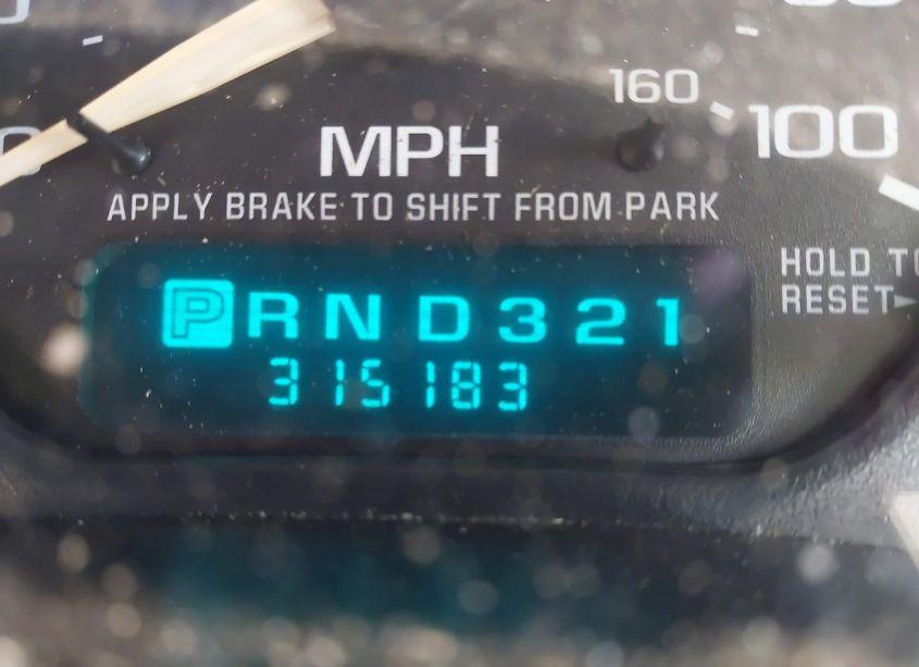 Photo 7 of 2002 Chevrolet Silverado 1500 LS (VIN 2GCEC19VX21377119)