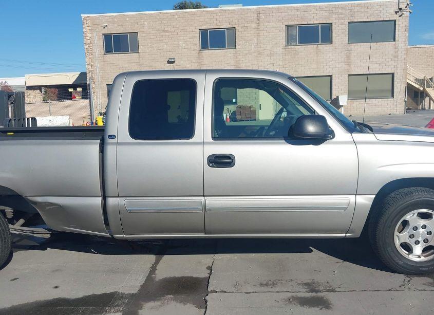 Photo 13 of 2003 Chevrolet Silverado 1500 LS (VIN 2GCEC19VX31203584)