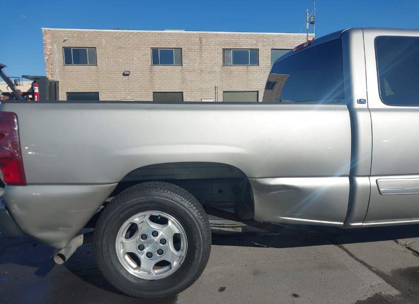 Photo 17 of 2003 Chevrolet Silverado 1500 LS (VIN 2GCEC19VX31203584)