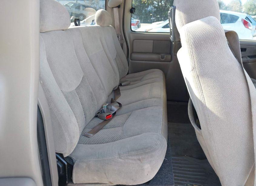 Photo 8 of 2003 Chevrolet Silverado 1500 LS (VIN 2GCEC19VX31392219)