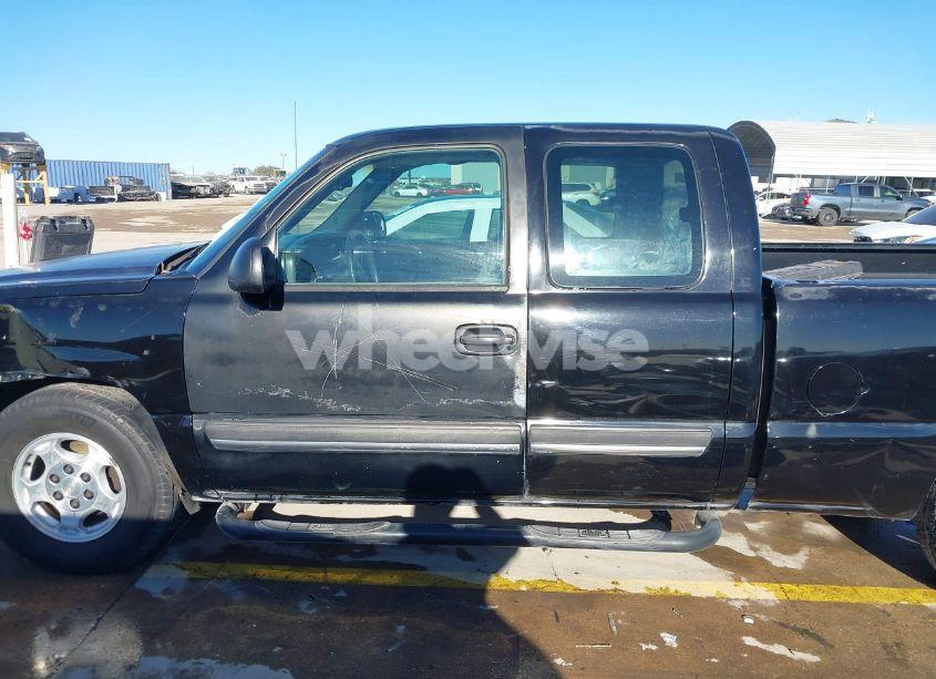 Photo 14 of 2003 Chevrolet Silverado 1500 LS (VIN 2GCEC19VX31410525)