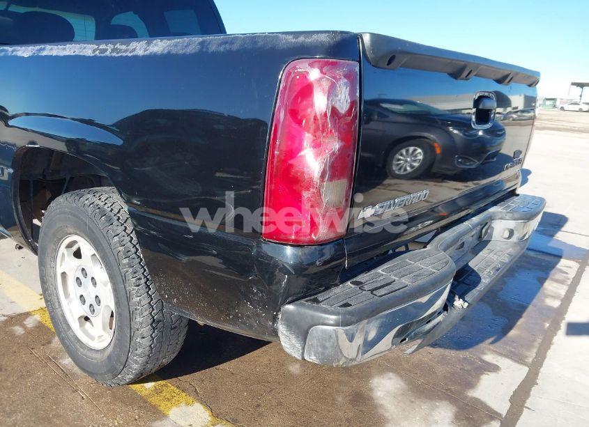 Photo 18 of 2003 Chevrolet Silverado 1500 LS (VIN 2GCEC19VX31410525)