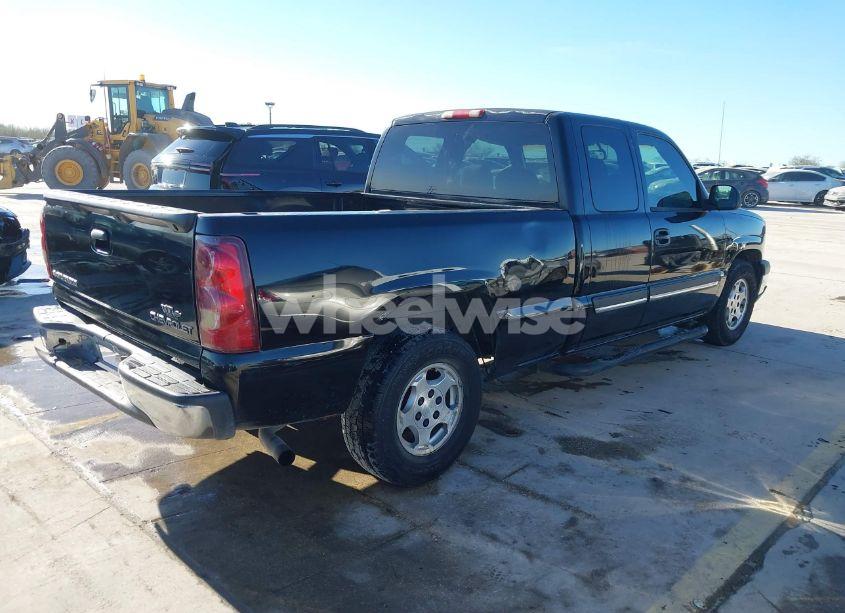 Photo 4 of 2003 Chevrolet Silverado 1500 LS (VIN 2GCEC19VX31410525)