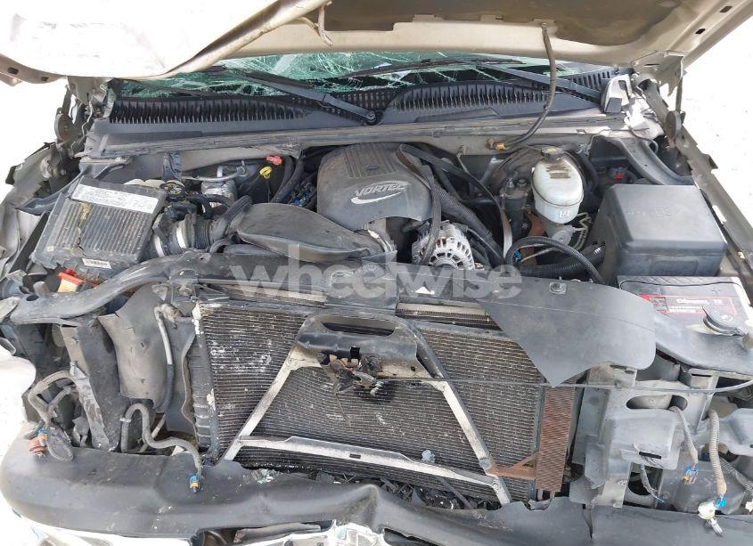 Photo 10 of 2004 Chevrolet Silverado 1500 LS (VIN 2GCEC19VX41126720)