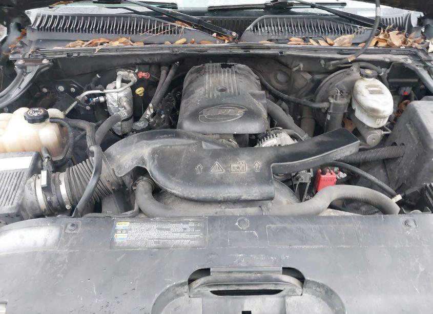 Photo 10 of 2004 Chevrolet Silverado 1500 LS (VIN 2GCEC19VX41144487)