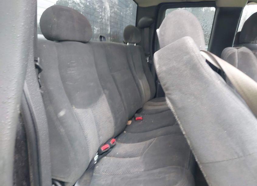 Photo 8 of 2004 Chevrolet Silverado 1500 LS (VIN 2GCEC19VX41144487)