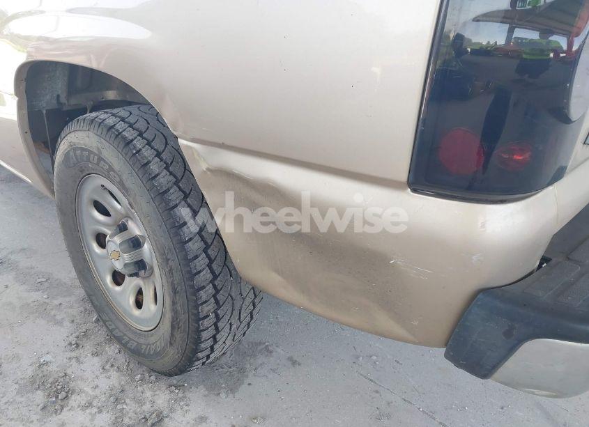 Photo 13 of 2005 Chevrolet Silverado 1500 LS (VIN 2GCEC19VX51200042)