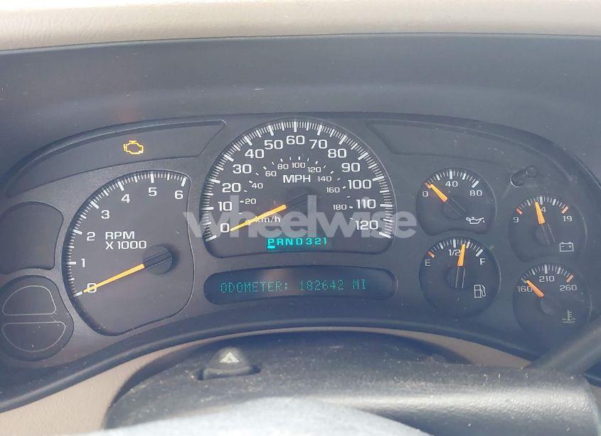 Photo 7 of 2005 Chevrolet Silverado 1500 LS (VIN 2GCEC19VX51200042)