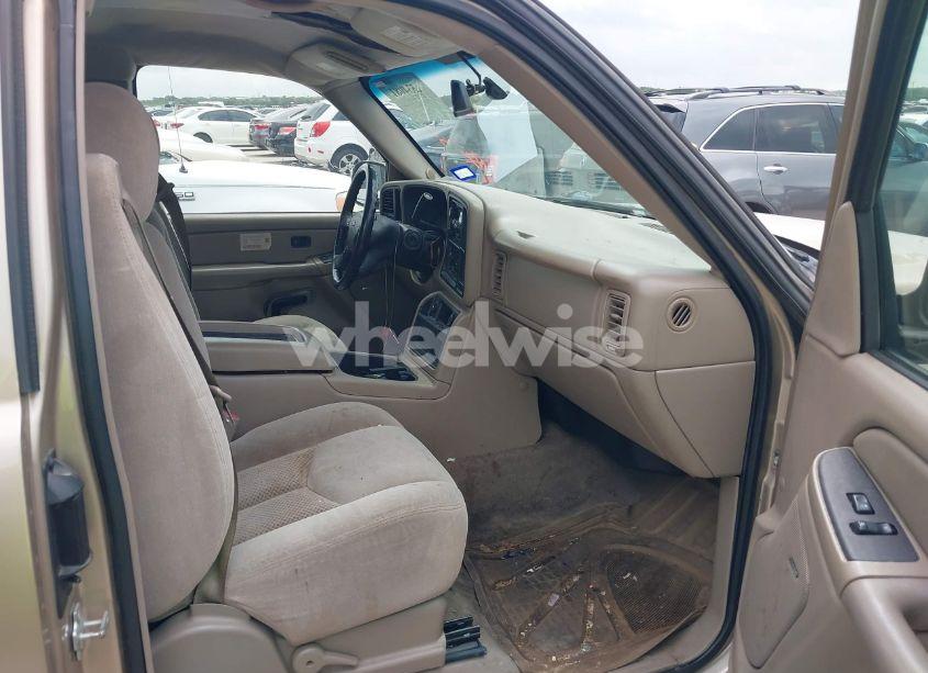 Photo 5 of 2005 Chevrolet Silverado 1500 LS (VIN 2GCEC19VX51360616)