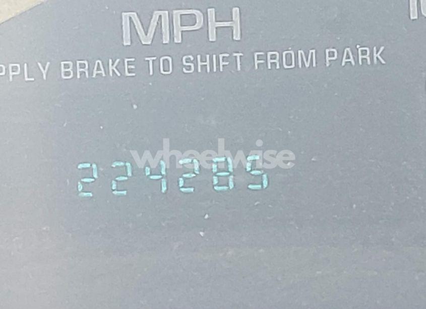 Photo 7 of 2000 Chevrolet Silverado 1500 LS (VIN 2GCEC19VXY1160551)