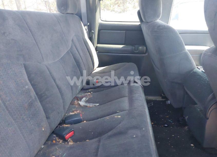 Photo 8 of 2000 Chevrolet Silverado 1500 LS (VIN 2GCEC19VXY1160551)