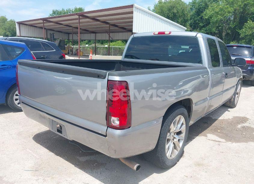 Photo 4 of 2001 Chevrolet Silverado 1500 LS (VIN 2GCEC19W211173289)