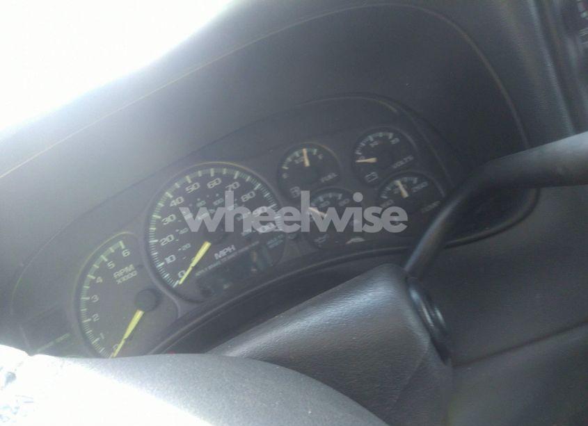 Photo 7 of 2001 Chevrolet Silverado 1500 LS (VIN 2GCEC19W311199271)