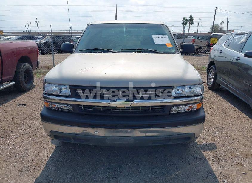 Photo 12 of 2002 Chevrolet Silverado 1500 (VIN 2GCEC19W321124572)