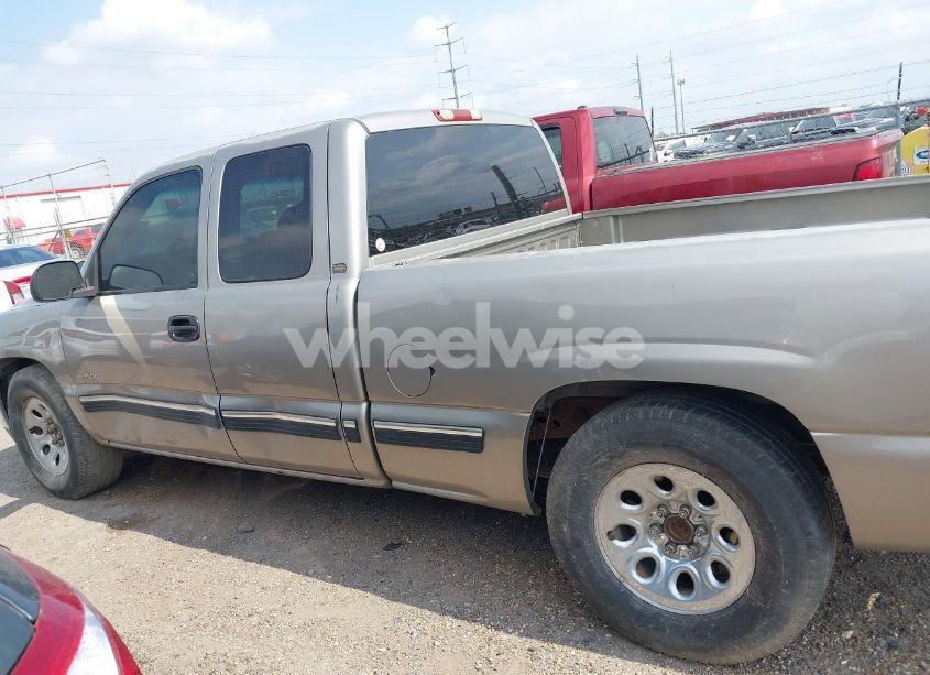 Photo 14 of 2002 Chevrolet Silverado 1500 (VIN 2GCEC19W321124572)