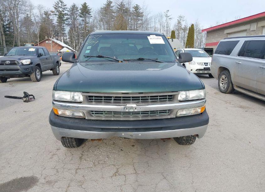 Photo 13 of 2002 Chevrolet Silverado 1500 (VIN 2GCEC19W421188121)