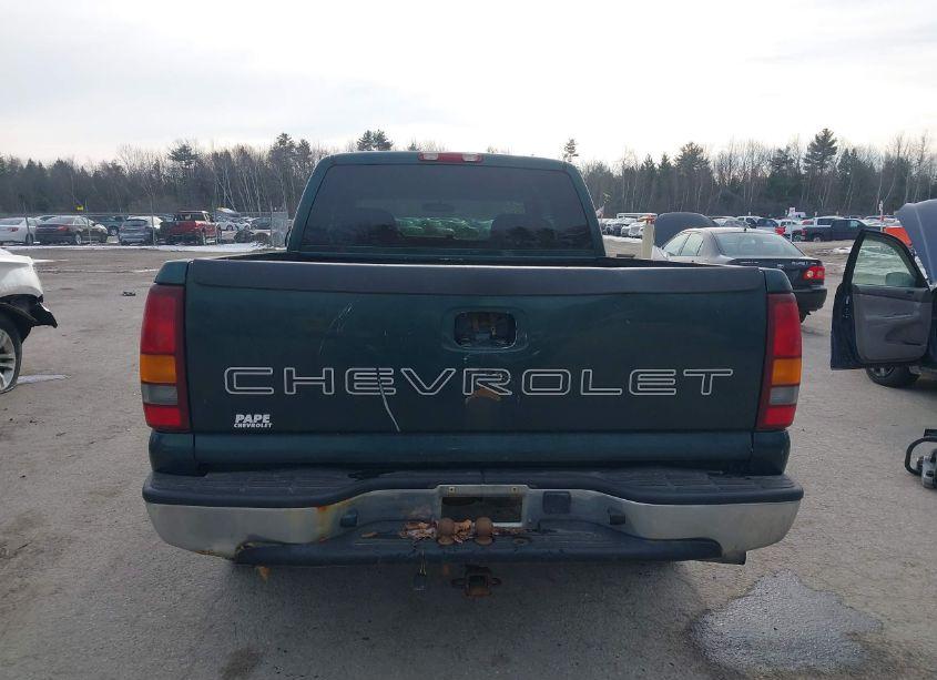 Photo 15 of 2002 Chevrolet Silverado 1500 (VIN 2GCEC19W421188121)