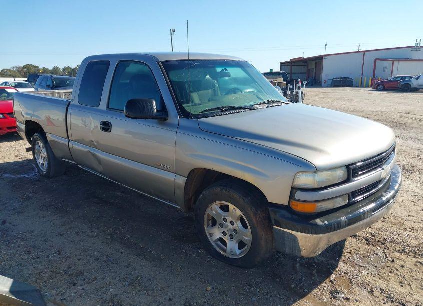 2000 Chevrolet Silverado 1500 (VIN 2GCEC19W4Y1385413) main photo