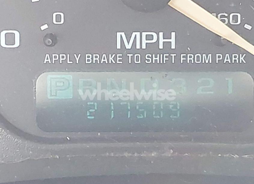 Photo 7 of 2001 Chevrolet Silverado 1500 (VIN 2GCEC19W511387273)