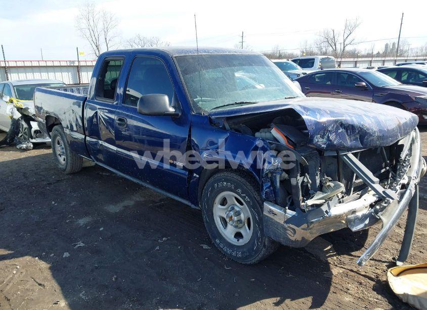 2001 Chevrolet Silverado 1500 (VIN 2GCEC19W711191058) main photo