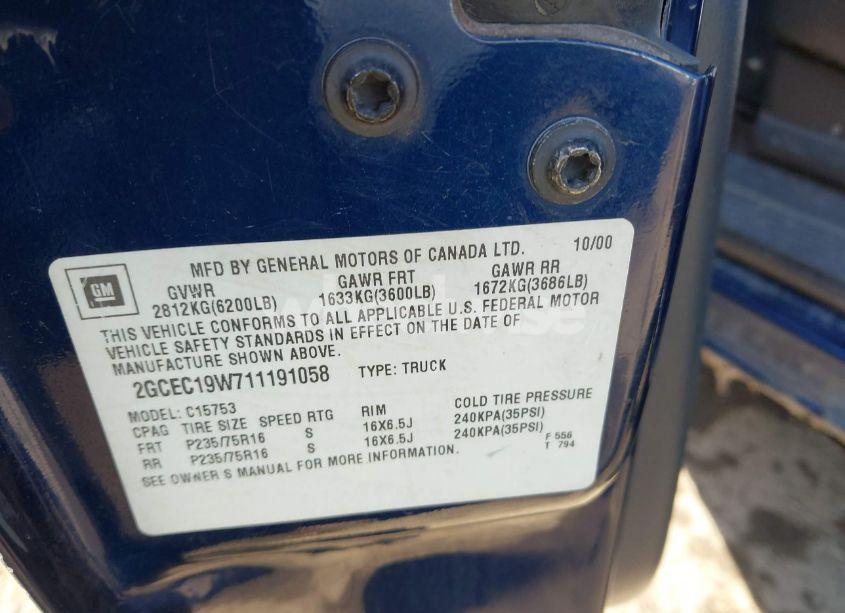 Photo 9 of 2001 Chevrolet Silverado 1500 (VIN 2GCEC19W711191058)