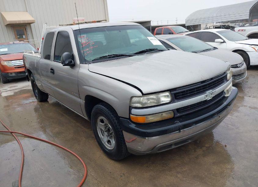 2001 Chevrolet Silverado 1500 (VIN 2GCEC19W711327950) main photo