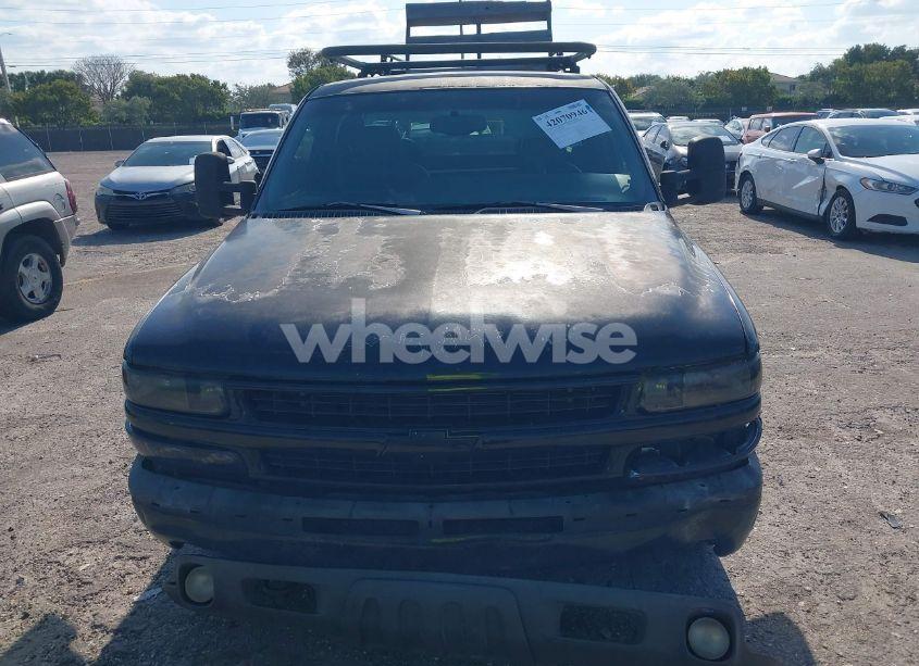 Photo 12 of 1999 Chevrolet Silverado 1500 (VIN 2GCEC19W7X1262039)