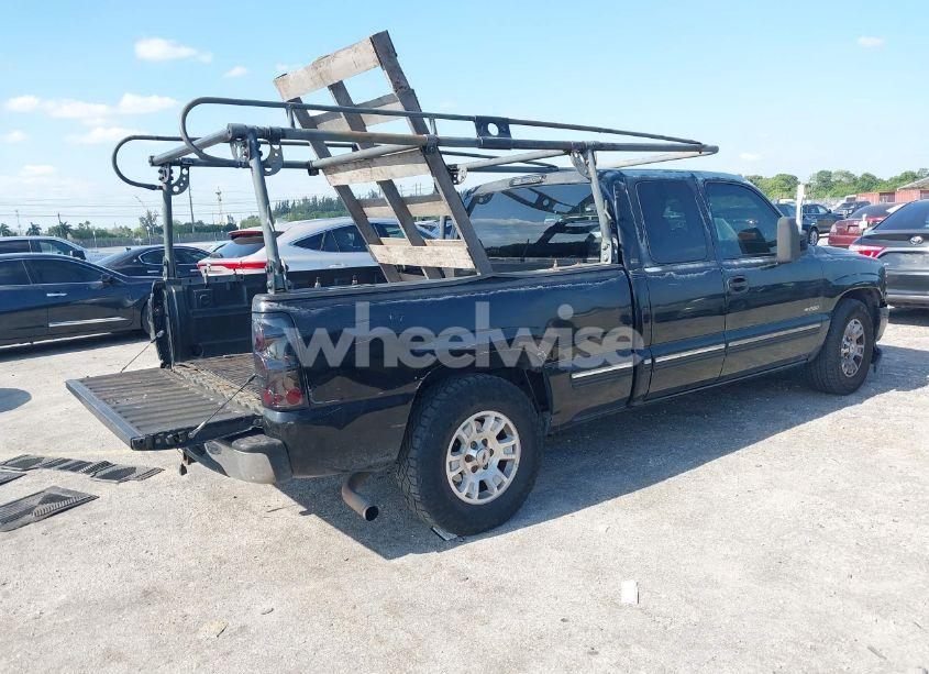 Photo 4 of 1999 Chevrolet Silverado 1500 (VIN 2GCEC19W7X1262039)
