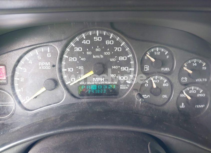 Photo 7 of 1999 Chevrolet Silverado 1500 (VIN 2GCEC19W7X1262039)