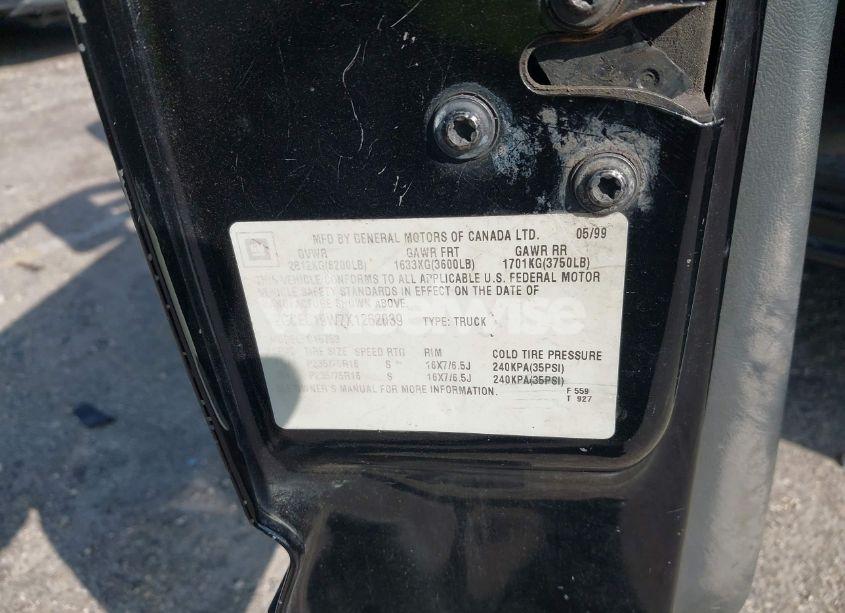 Photo 9 of 1999 Chevrolet Silverado 1500 (VIN 2GCEC19W7X1262039)