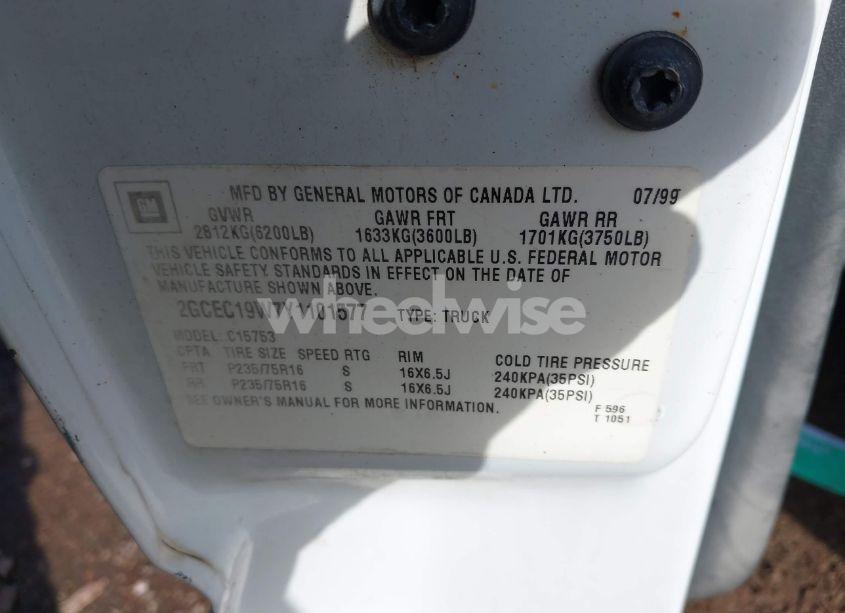 Photo 9 of 2000 Chevrolet Silverado 1500 (VIN 2GCEC19W7Y1101577)