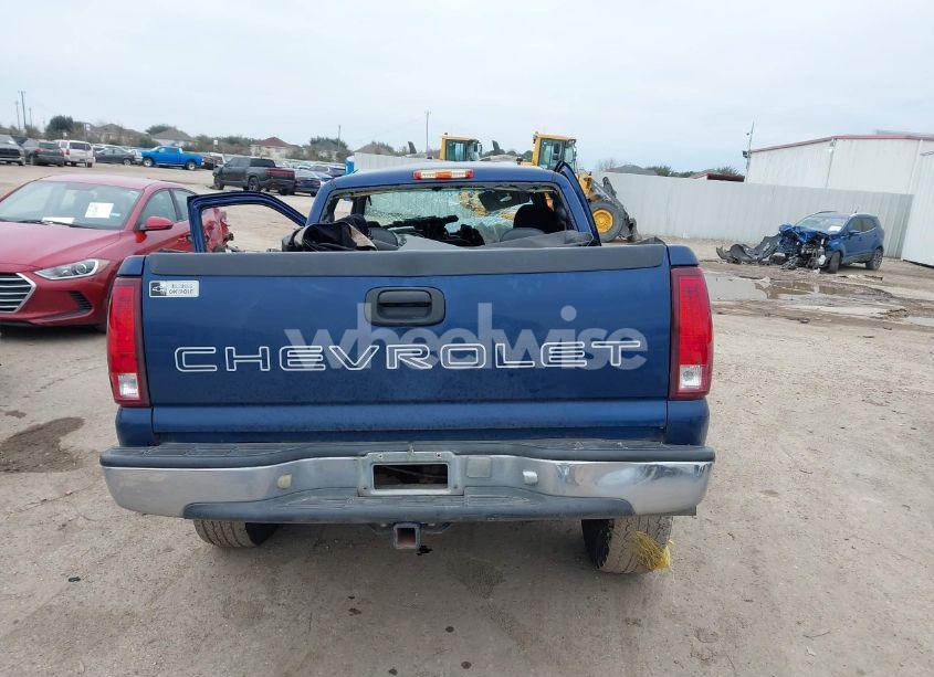 Photo 17 of 2000 Chevrolet Silverado 1500 (VIN 2GCEC19W7Y1367696)